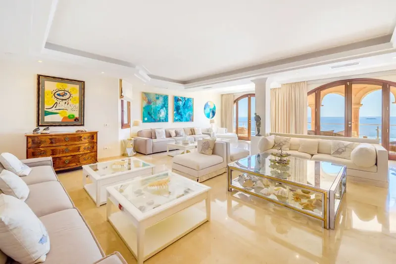 Exclusive villa for seasonal rental on the seafront in Portals Vells, Mallorca, with 7 bedrooms, 8 bathrooms, independent apartment — photo 6