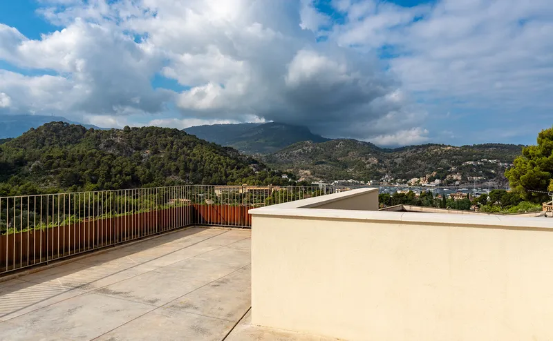Modern villa with lift in Puerto de Sóller — photo 9