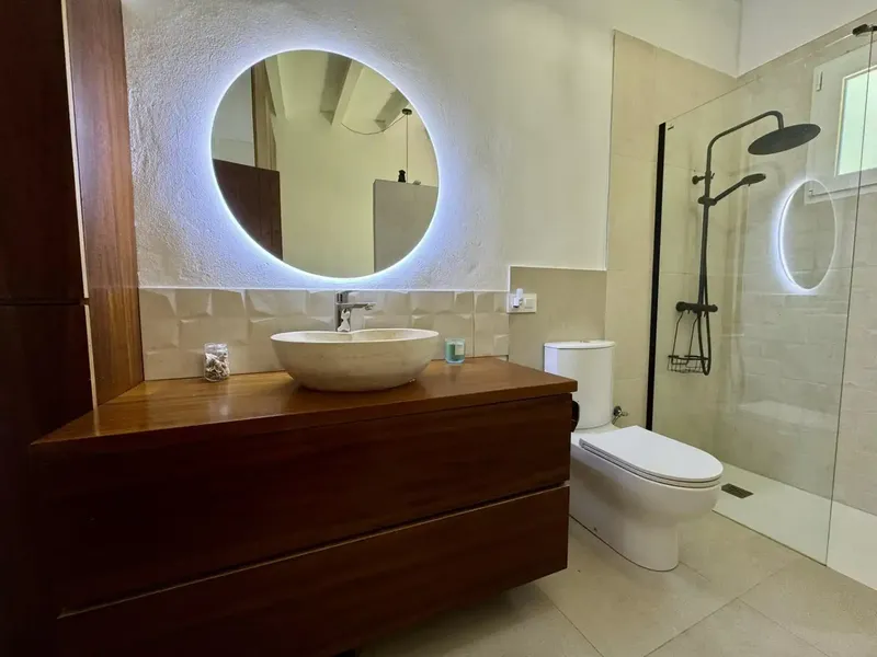 In a quiet area of Campos, we present this recently renovated house, located on a rustic plot of 4,509 m2. A property — photo 12