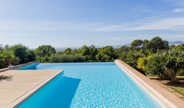 Charming villa with spectacular views in Puntiró, Palma — photo 9