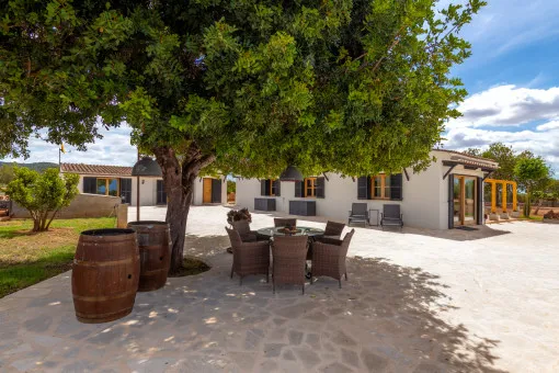 Llucmajor, newly renovated finca with panoramic views in Llucmajor — photo 2