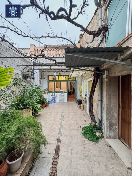 Charming townhouse with Mallorcan character in the quiet and picturesque area of Porreres! — photo 3
