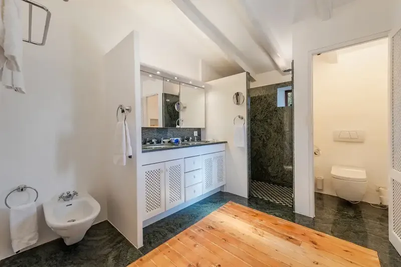 Unique estate for sale in Santanyí, a short distance from the Cala Mondragó Natural Park, in a quiet and private setting. — photo 11