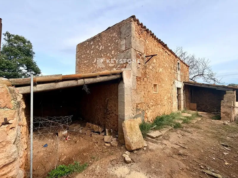Approved technical project included. There is an approved project for the renovation of the existing agricultural buildings, which represents a saving — photo 7