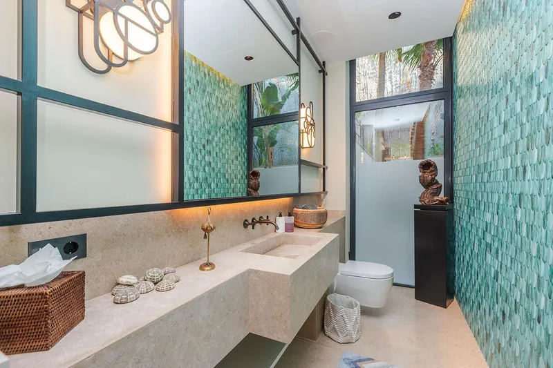 Villa of the highest class with fantastic sea views — photo 11