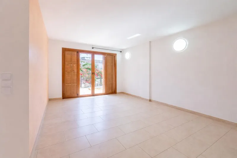 Renovated townhouse in Portals Nous — photo 5