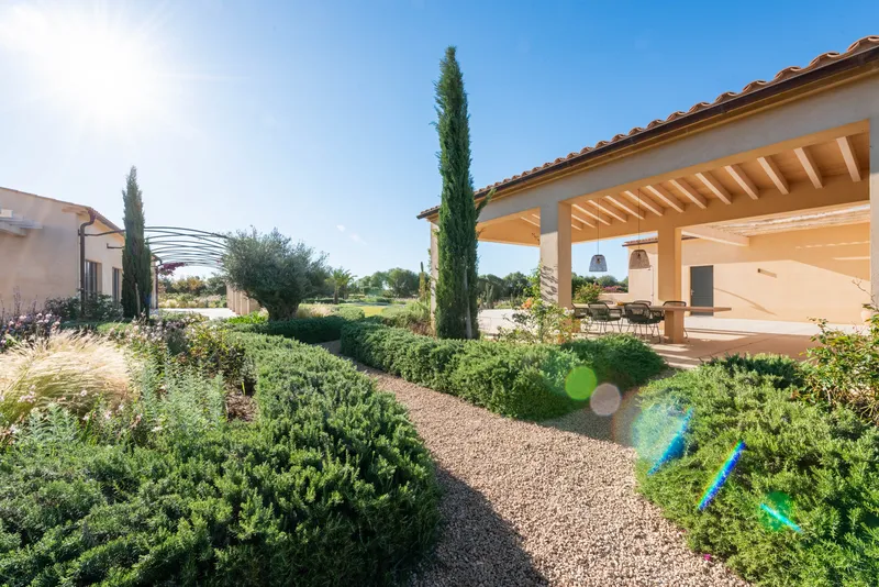 Impressive finca in Campos with enormous pool and privacy — photo 2
