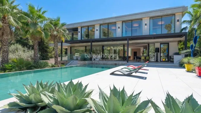 Stunning Moderna villa with swimming pools, garden and splendid terraces in Nova Santa Ponsa — photo 1