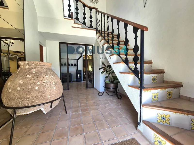 Villa for rent in Petra, Mallorca — photo 1