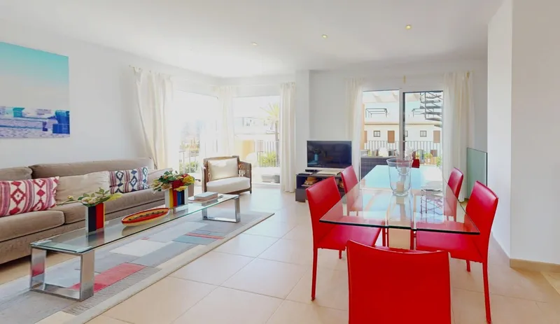 Quiet detached house with sea views — photo 6