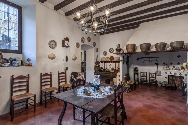 Imposing historic property directly in the heart of Fornalutx — photo 12