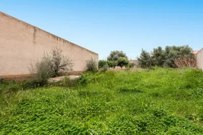 Building plot in San Llorenç, 235 sqm, quiet area — photo 1