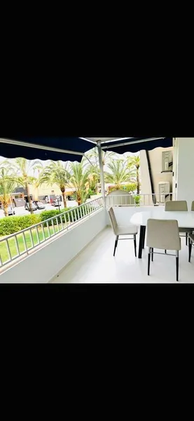 Apartment with lateral sea views in Puerto Portals — photo 11