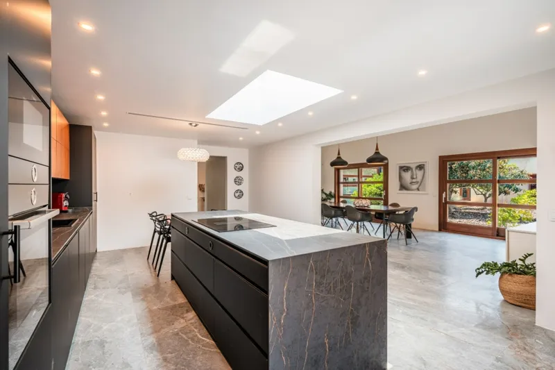 Modern country house with private equestrian facilities near Palma — photo 6