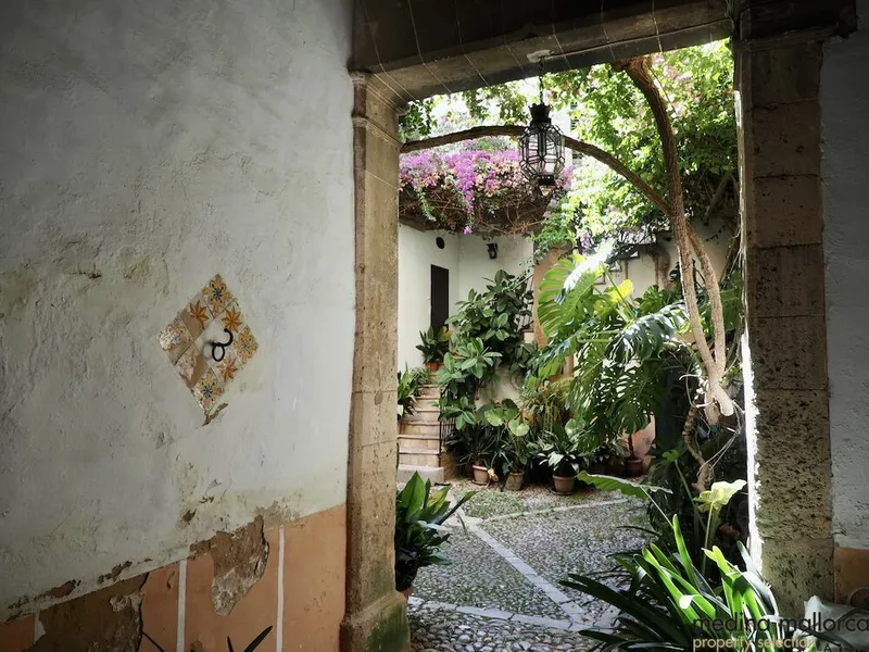 16th-century manor house in the center of Palma — photo 4