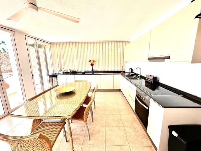 Apartment for sale in El Toro / Port Adriano, Calvià — photo 5