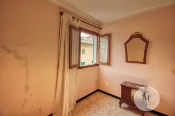 Charming Traditional House in the Heart of Pollença: Impressive Terrace with Views of Puig de Maria, Independent Duplex Apartment and Great Potential for Renovation — photo 7
