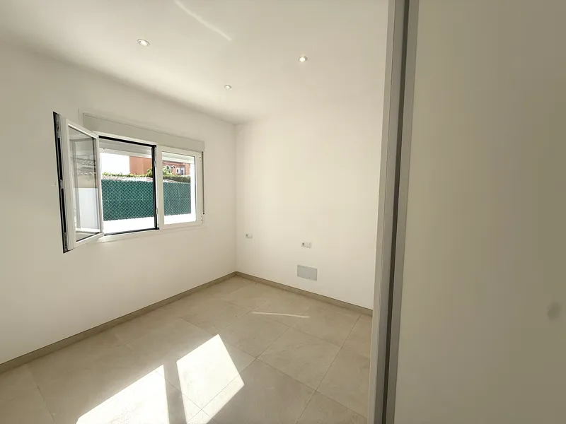 Semi-detached new build chalet in Bahia Grande — photo 7