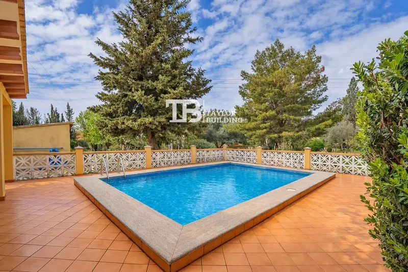 Taylor Building presents this beautiful finca with Mallorcan character with all documentation in order, located a short distance from the painter — photo 3