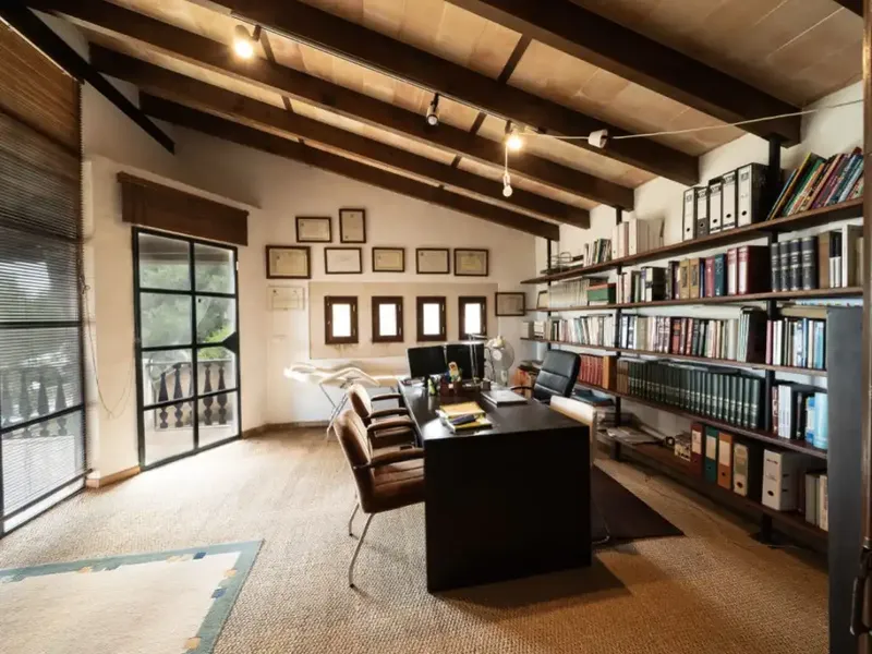 Exclusive luxury estate in Vilafranca de Bonany | Privacy, elegance and privileged views — photo 4