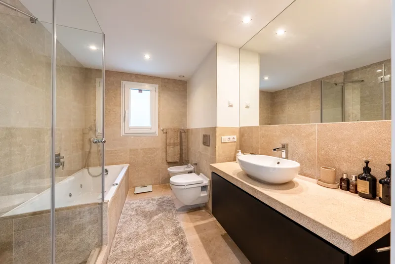 Quietly located garden apartment in exclusive residential complex — photo 11