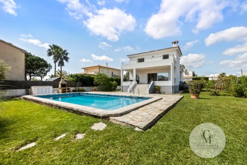 Beautiful Villa with Holiday License ETV in Llenaire, Port de Pollença — photo 1