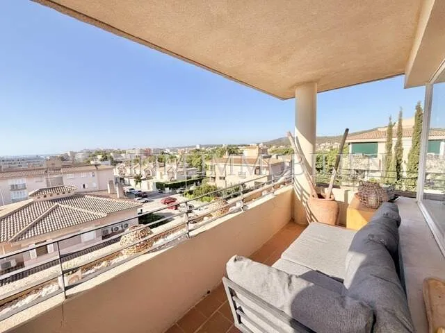 83m² apartment with 4 rooms, terrace and sea views for sale — photo 2