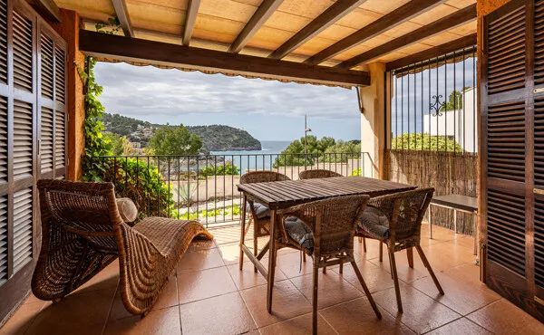 Apartment with sea views in Port de Sóller — photo 1