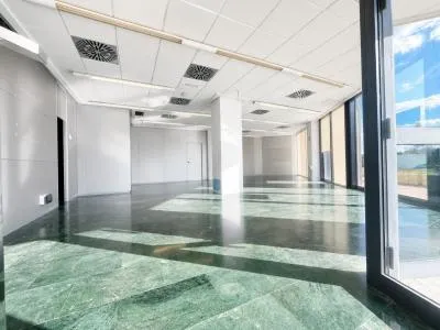 Business Premise - Palma de Mallorca (Son Cladera - Son Fuster) — photo 2