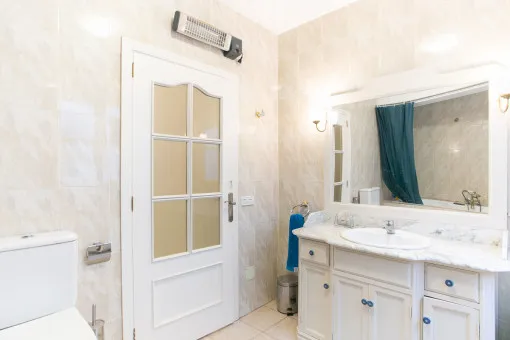 Santa Catalina, cozy apartment with balcony and central heating in a quiet area in the popular Camp d'En Serralta neighborhood of Palma for long-term rental — photo 8