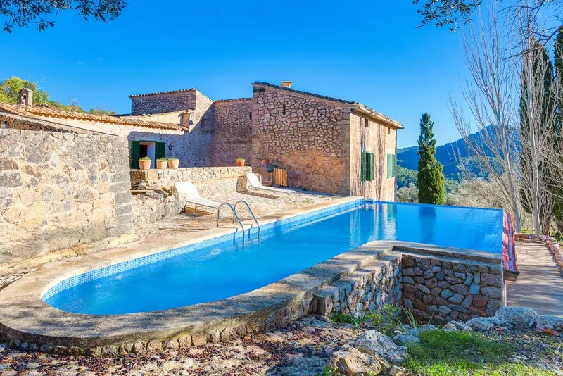 Antigua finca with holiday license in Valldemossa — photo 2