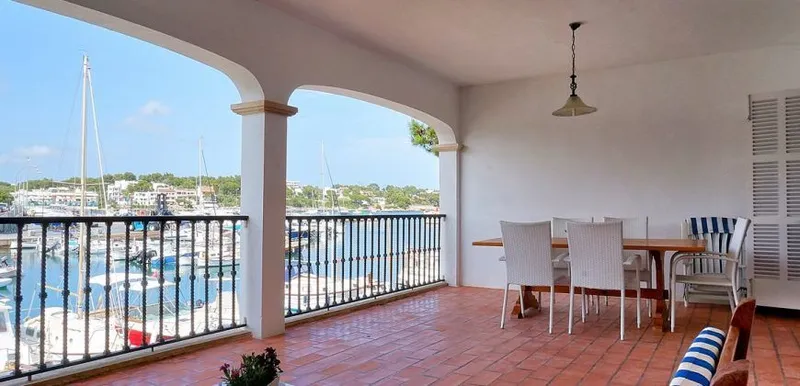 Apartment on the seafront with terrace in Portopetro — photo 3