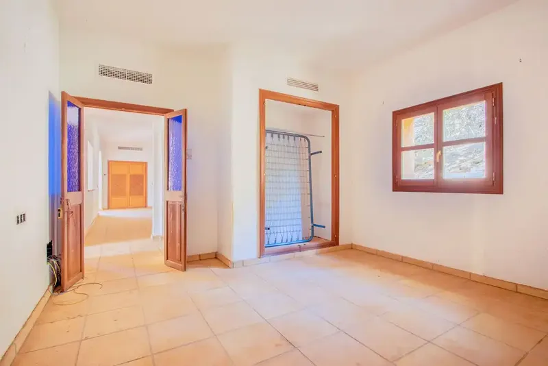 Detached house of 411 m², 6 bedrooms and 5 bathrooms, for sale in the municipality of Andratx, Balearic Islands — photo 10