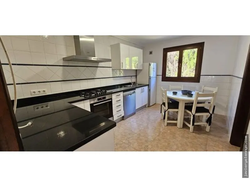 Rental of independent house or villa on Calle de Cala Murta — photo 12