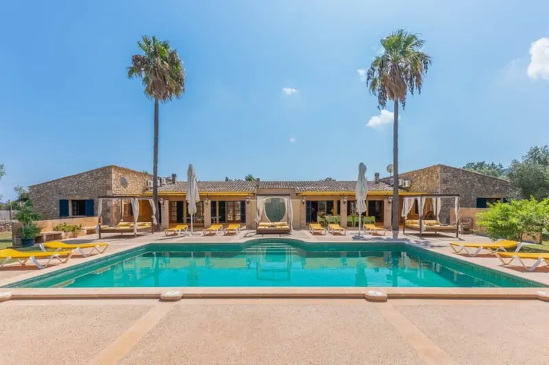 Exclusive Natural Stone Finca with Holiday Rental License in Canyamel – Mallorca — photo 3