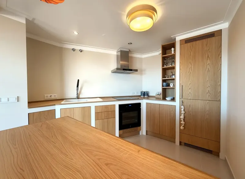 2-bedroom apartment of approx. 60 m² welcomes you through a clearly distributed entrance area. Here there is space for — photo 7
