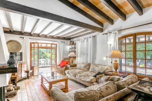 Puerto Alcudia, 300-year-old country estate with lots of land, garden and panoramic views near Port d'Alcudia — photo 3