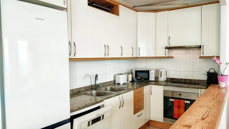 IA-183-1 Apartment on the seafront — photo 10