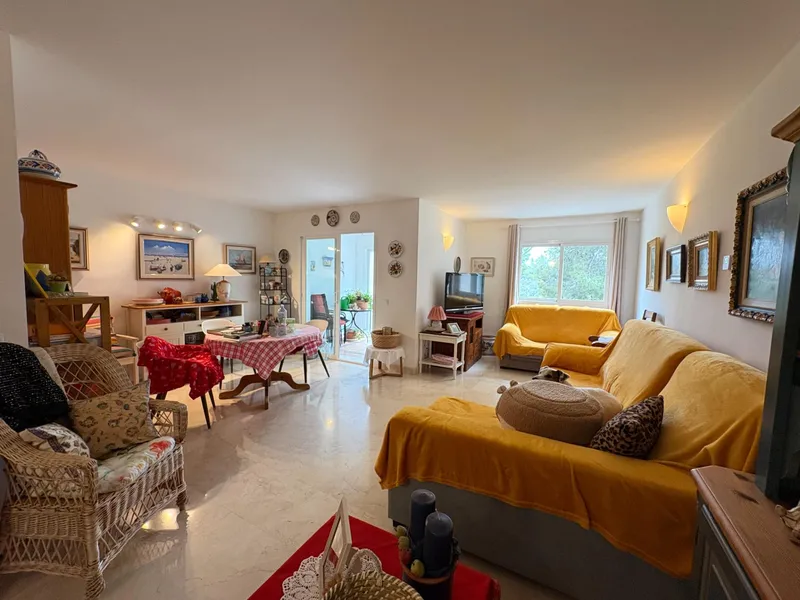 Excellent 1st floor apartment with elevator in Cristo Rey — photo 1