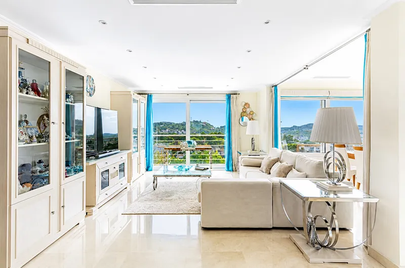 Luxury villa with sea views in Costa de la Calma — photo 11
