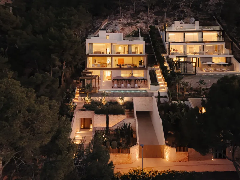 Luxury property in Puerto de Andratx with sensational views - Marcel Remus Real Estate — photo 1