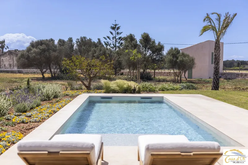 Contemporary Luxury Finca with Saltwater Pool and Panoramic Views near Es Trenc — photo 4