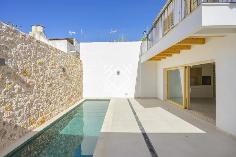 Elegant Newly Built Home in the Historic Center of Pollensa — photo 1