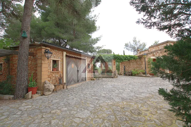 Luxury villa for sale in Manacor — photo 2