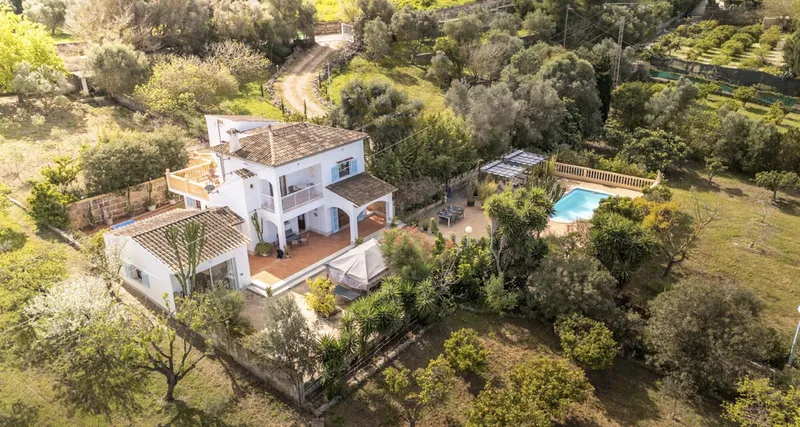 Mediterranean finca with pool for rent in Santa Margalida for 6 people — photo 1