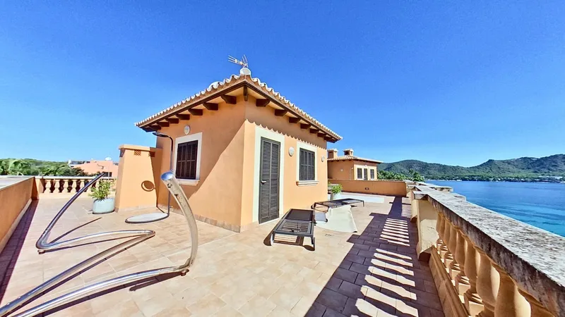 Penthouse for rent in Port Verd, Son Servera, Mallorca — photo 1