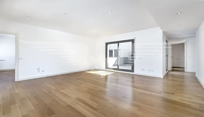 Penthouse as good as new at the golf course — photo 3