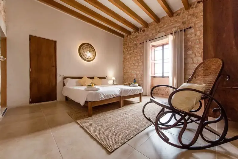 Agroturismo in full operation, with 12 rooms, en-suite bathrooms. Partial oil heating, plus three wood-burning fireplaces. Estate with — photo 10