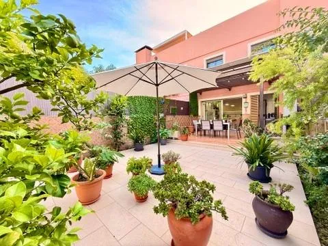 Beautiful and spacious apartment for sale — photo 1