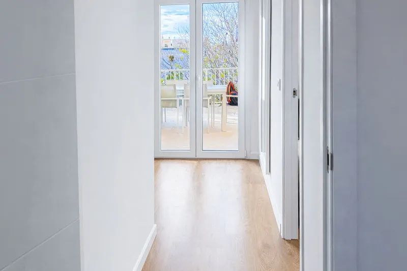 High-quality renovated penthouse in El Molinar for sale with roof terrace — photo 11